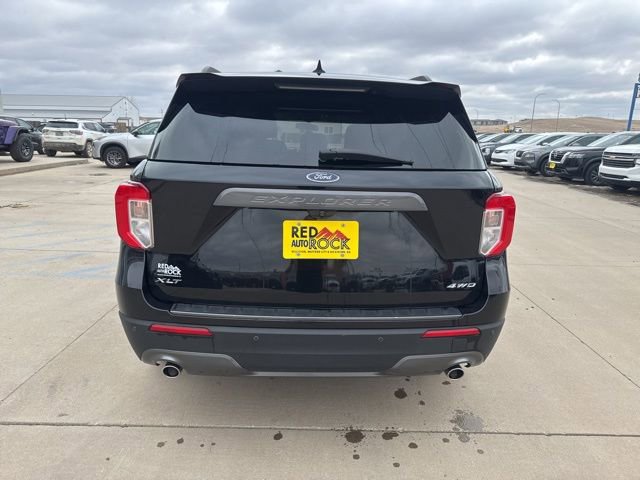 Used 2021 Ford Explorer XLT w/ Equipment Group 202A AWD/4WD image 6