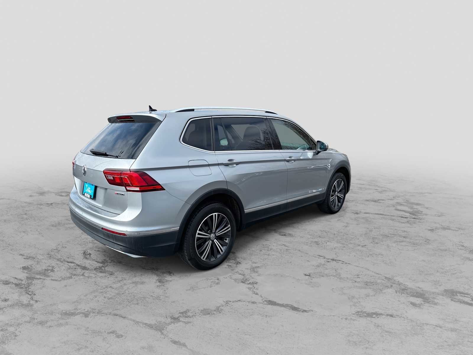 Used 2019 Volkswagen Tiguan SEL AWD/4WD image 8