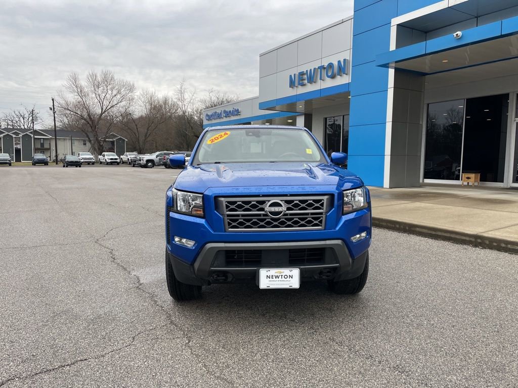 Used 2024 Nissan Frontier SV w/ SV Convenience Package image 2
