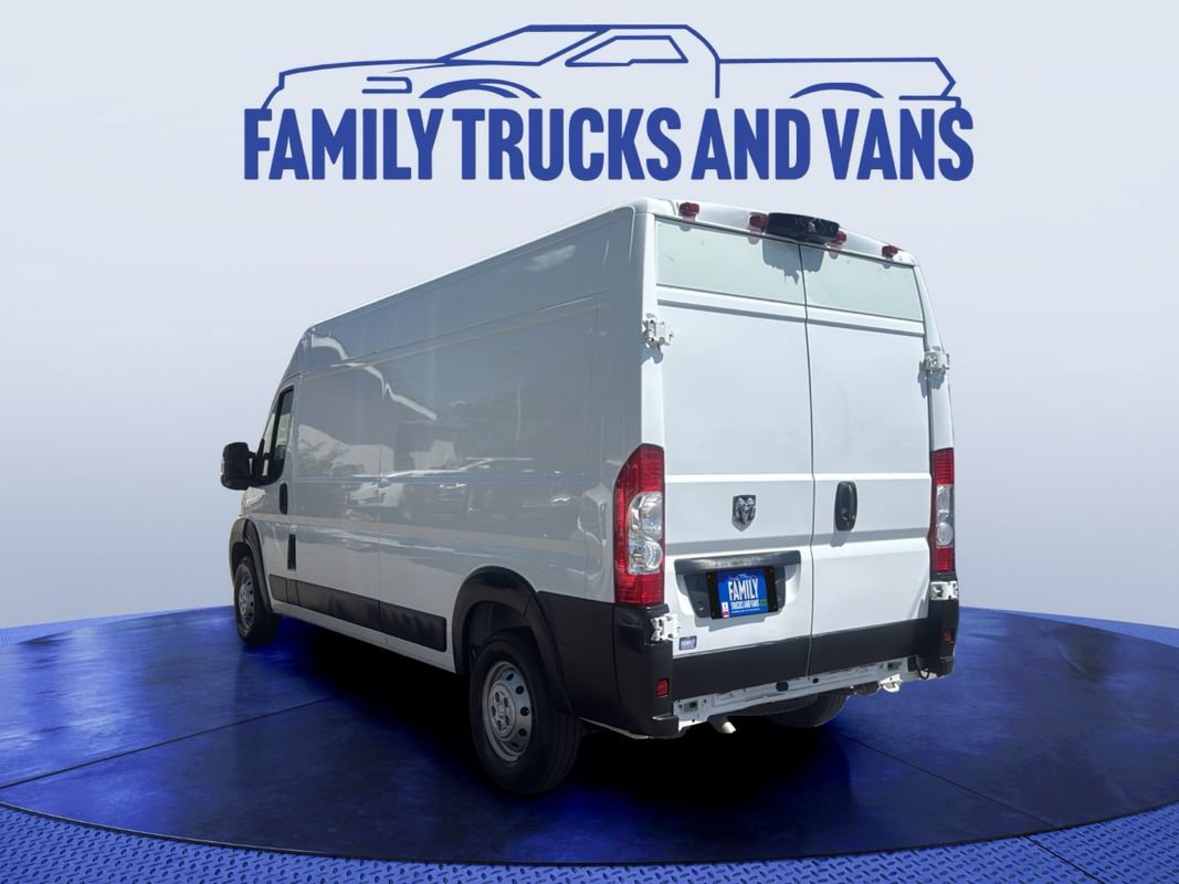 Used 2022 RAM ProMaster 2500 w/ Interior LED Lighting Group FWD image 3