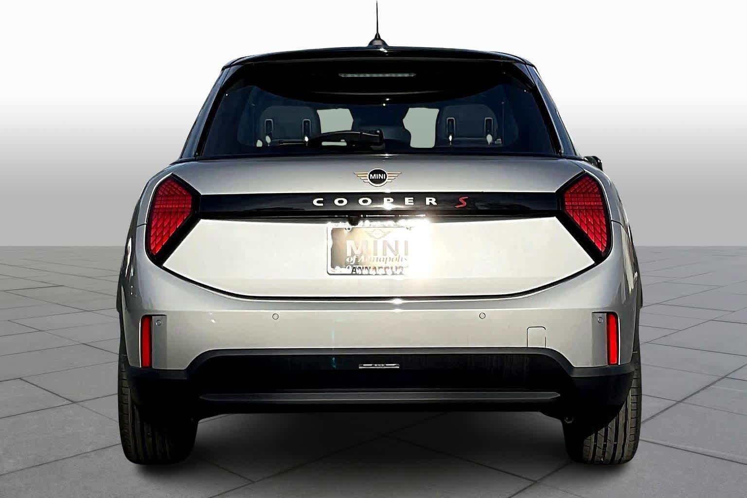Used 2025 MINI Cooper S image 4
