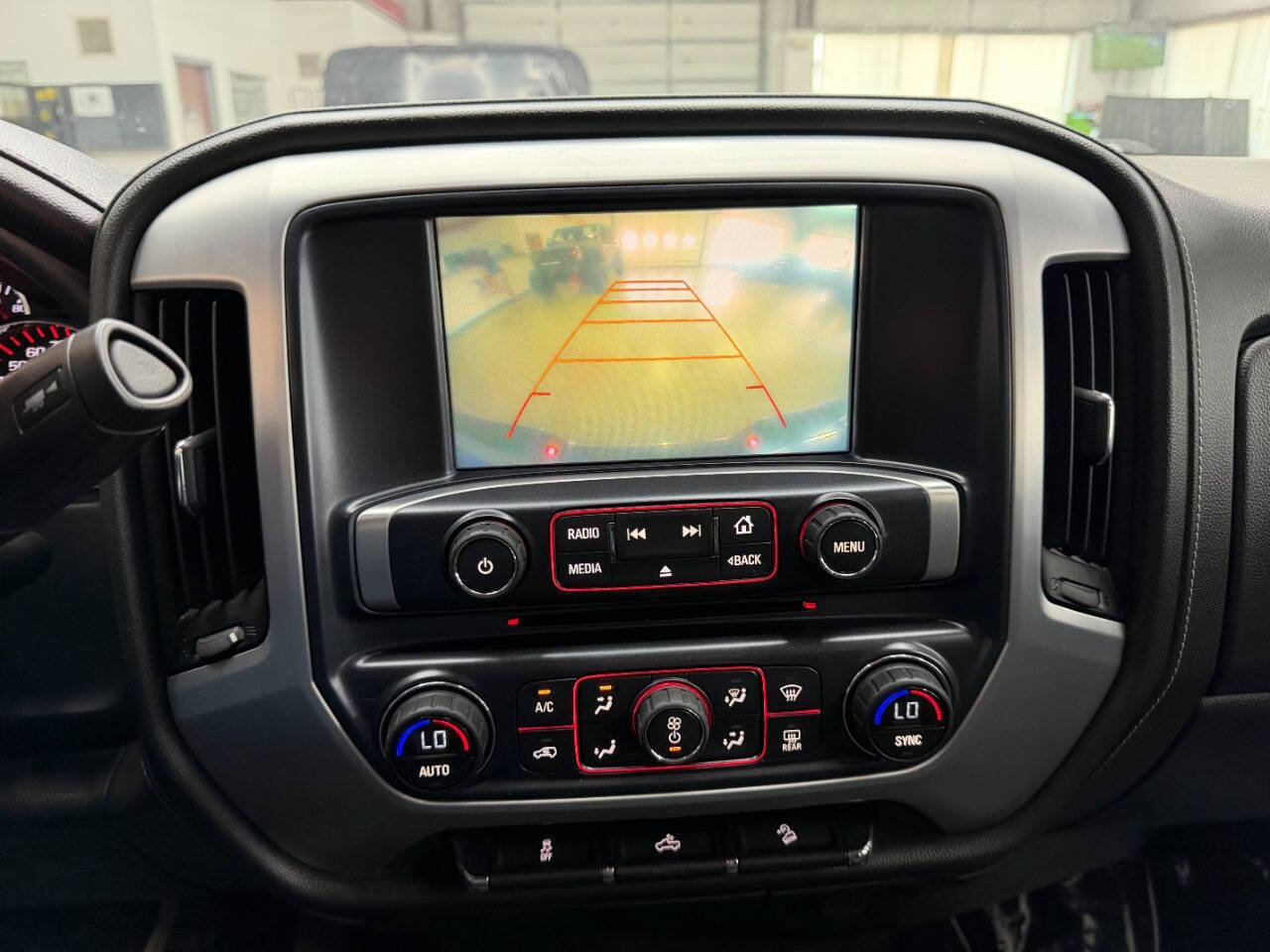 Used 2016 GMC Sierra 1500 SLE w/ SLE Value Package AWD/4WD image 28