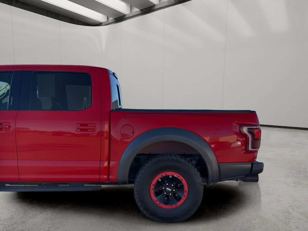 Used 2018 Ford F150 Raptor w/ Equipment Group 802A Luxury image 6