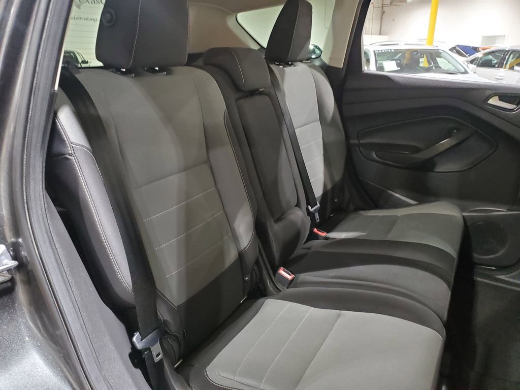 Used 2016 Ford Escape SE image 21