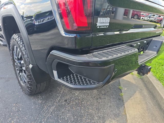 Used 2024 GMC Sierra 2500 Denali Ultimate AWD/4WD image 14