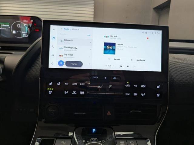 Used 2023 Toyota bZ4X Limited image 18