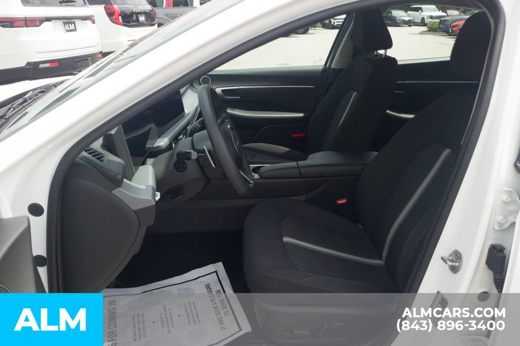 Certified 2025 Hyundai Sonata SEL FWD image 15
