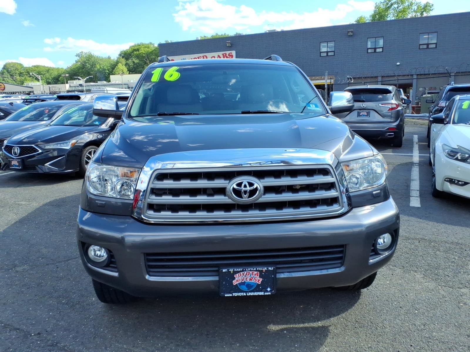 Used 2016 Toyota Sequoia Limited w/ Safety & Convenience Package AWD/4WD image 2