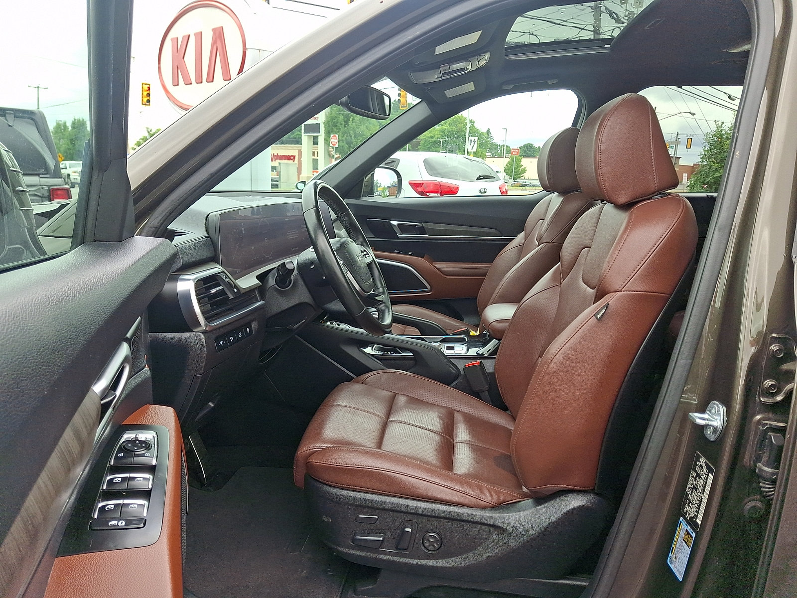 Used 2023 Kia Telluride SX AWD/4WD image 15