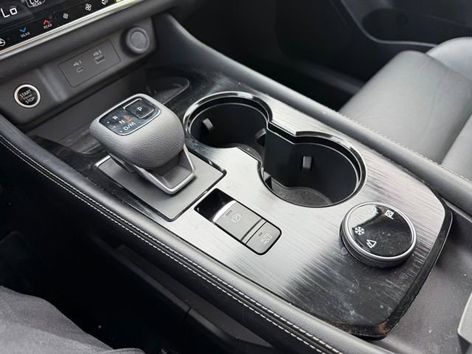 Used 2023 Nissan Rogue SL w/ SL Premium Package AWD/4WD image 17