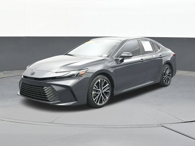 Used 2025 Toyota Camry XLE w/ Premium Package FWD image 7