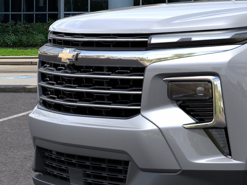 New 2027 Chevrolet Traverse LT w/ Driver Confidence Package FWD image 13