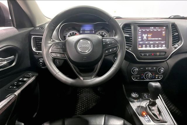 Used 2021 Jeep Cherokee Trailhawk w/ Sun & Sound Group image 8