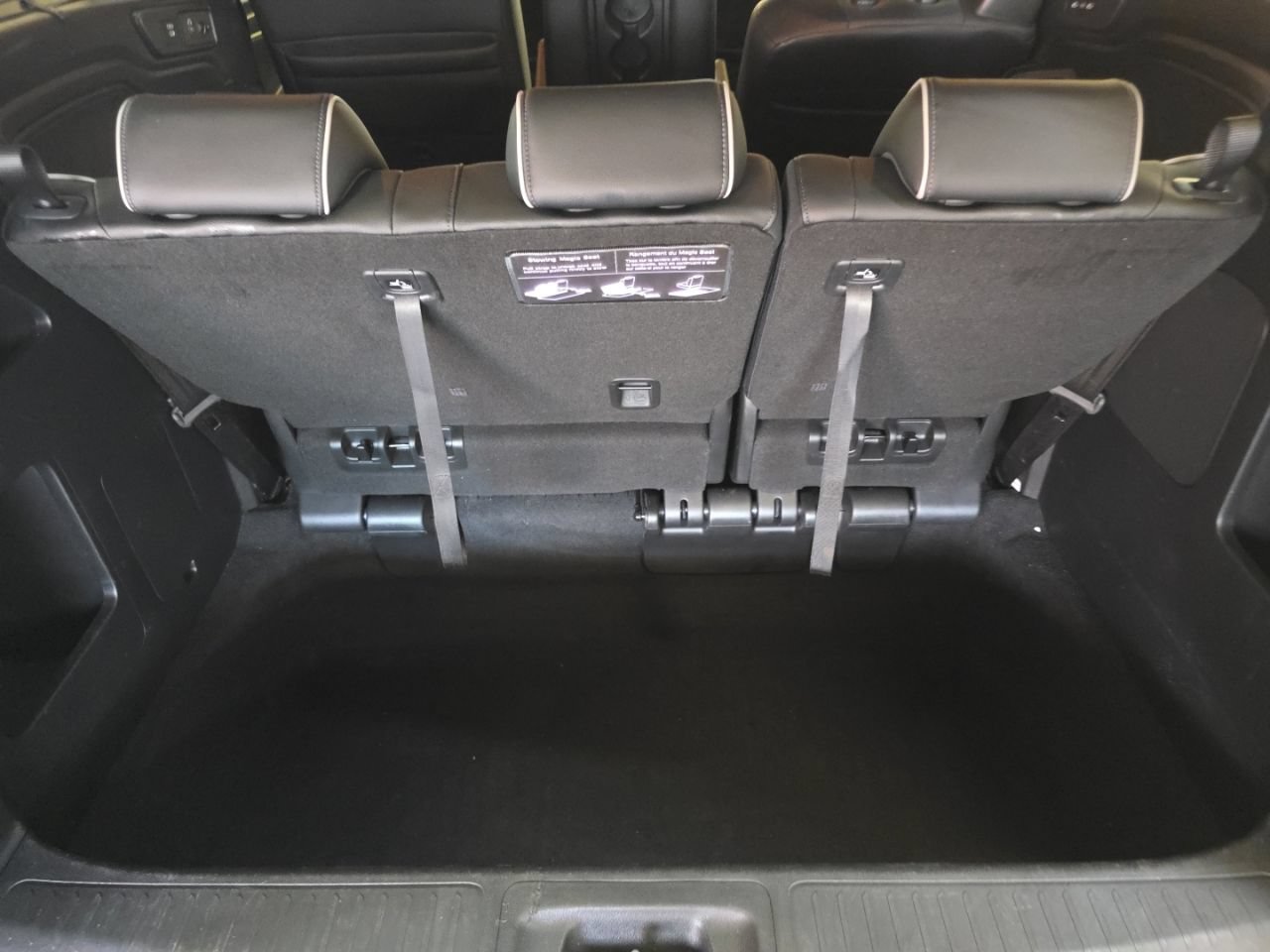 Used 2025 Honda Odyssey Touring image 17