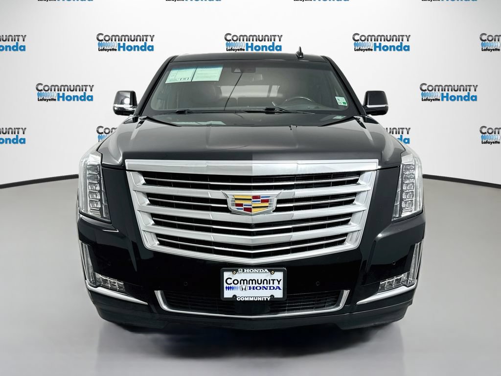 Used 2020 Cadillac Escalade ESV Platinum RWD image 2