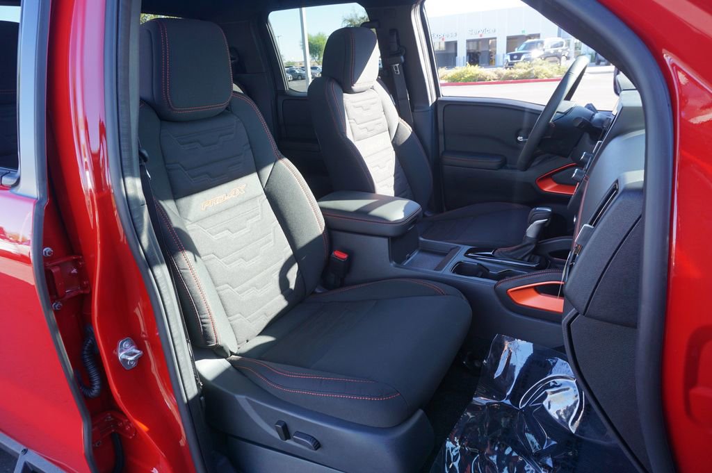 Certified 2025 Nissan Frontier PRO-4X AWD/4WD image 12