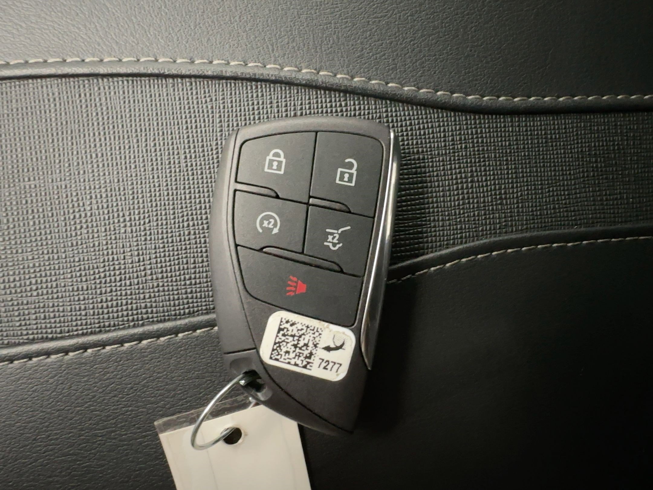 Used 2025 Buick Enclave Sport Touring image 32