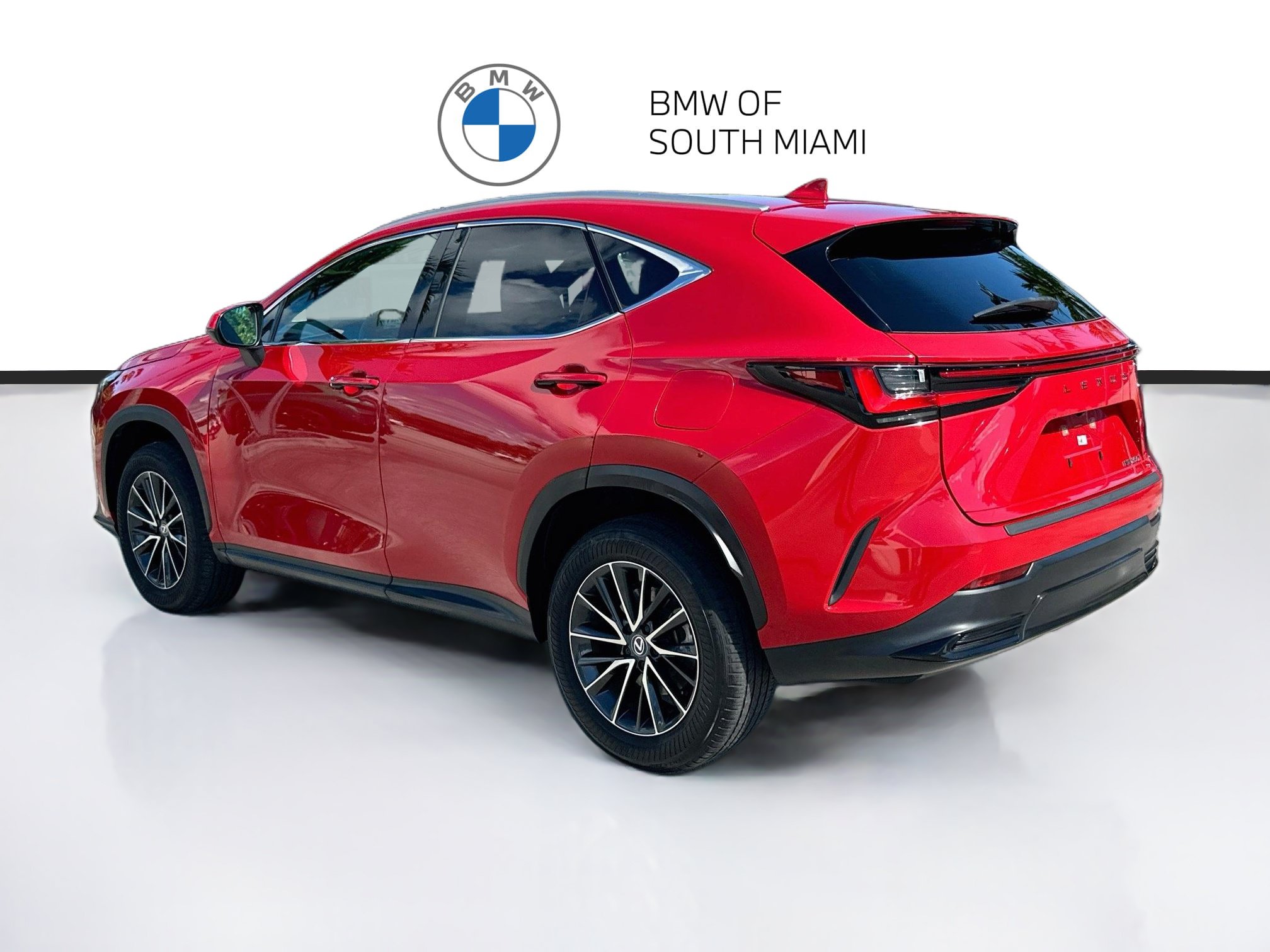 Used 2024 Lexus NX 250 FWD w/ Towing Package (2000 Lbs) image 5