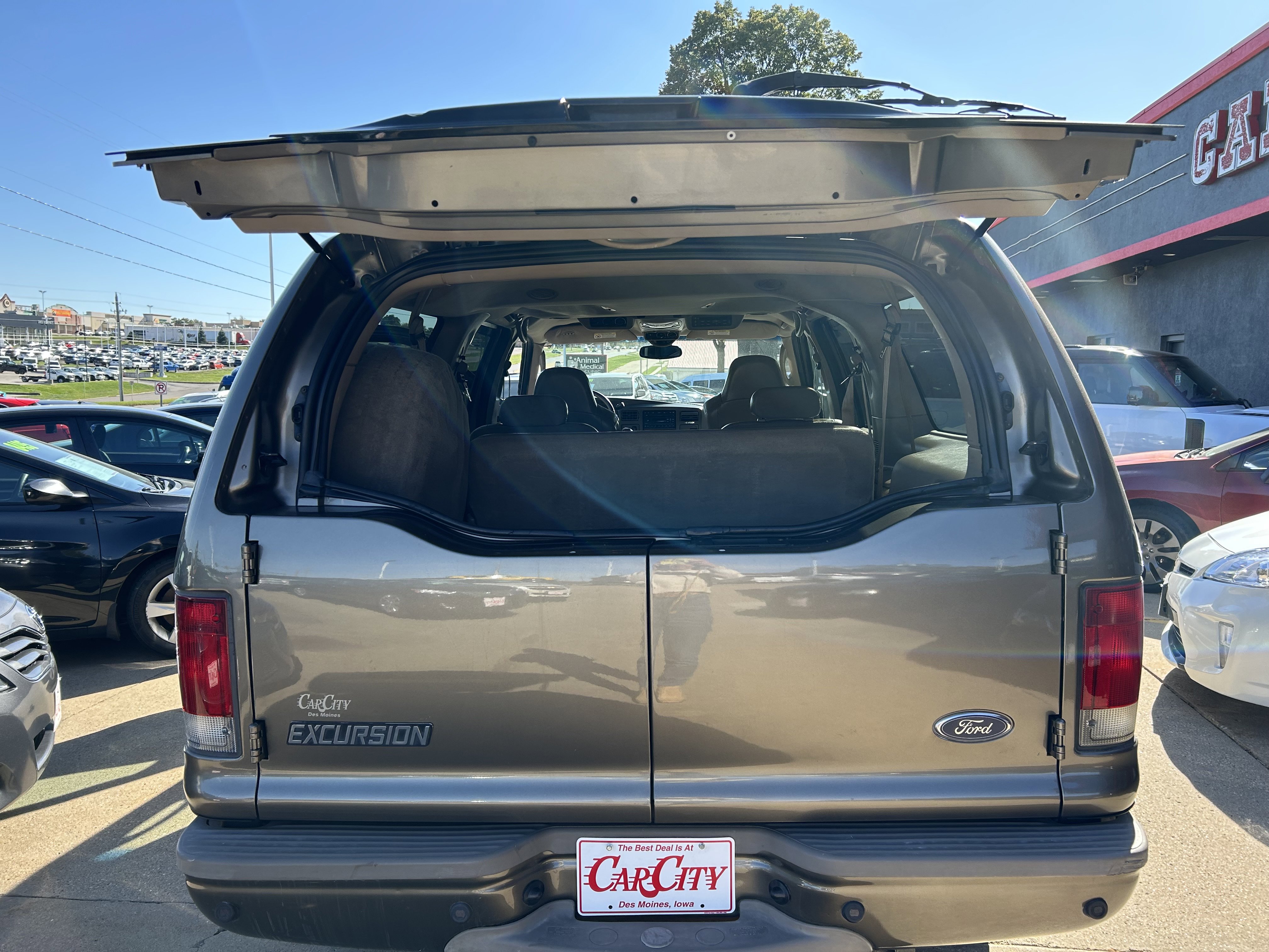 Used 2004 Ford Excursion Limited image 14