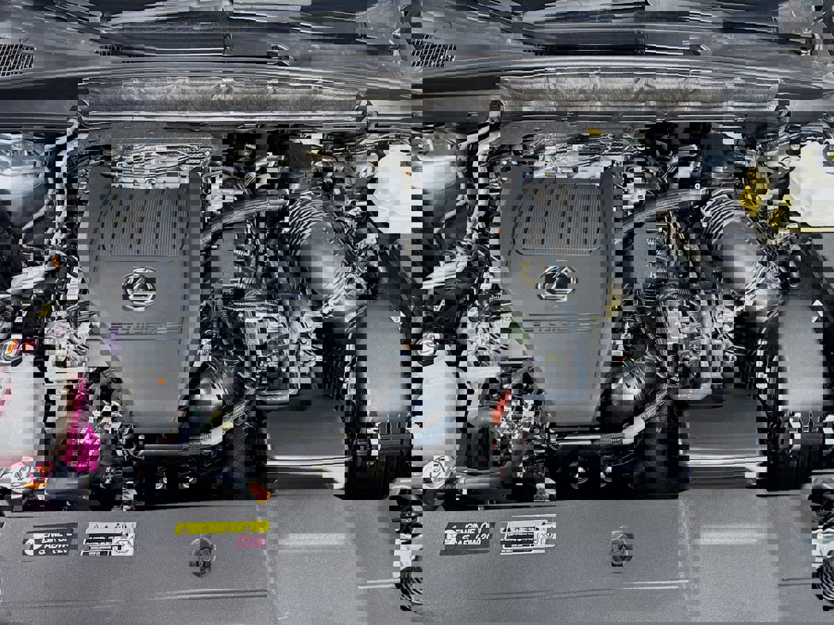 Used 2023 Lexus RX 500h F Sport w/ Cold Area Package image 39