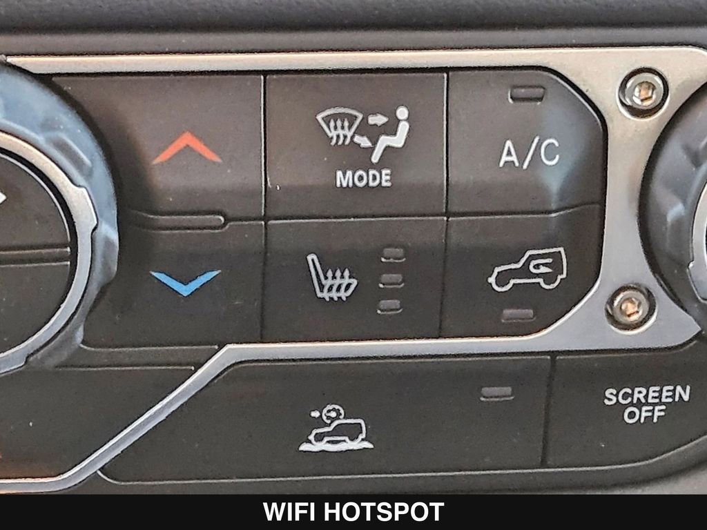 Used 2025 Jeep Gladiator Mojave w/ Convenience Group image 21