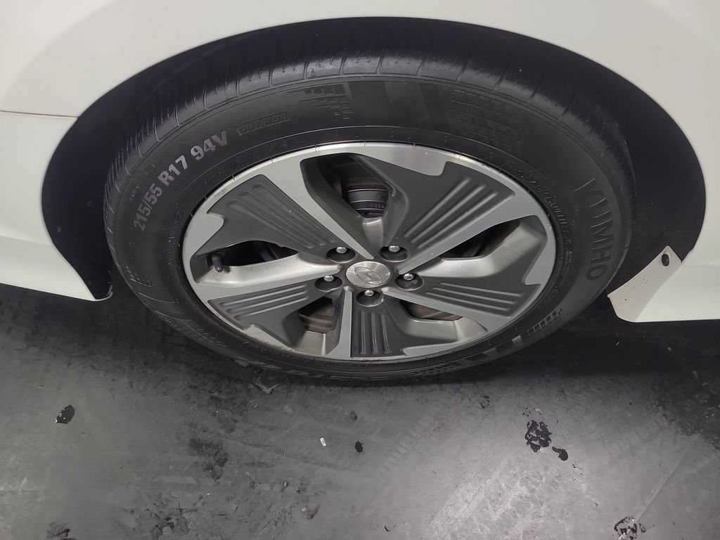 Used 2019 Hyundai Sonata Limited FWD image 12