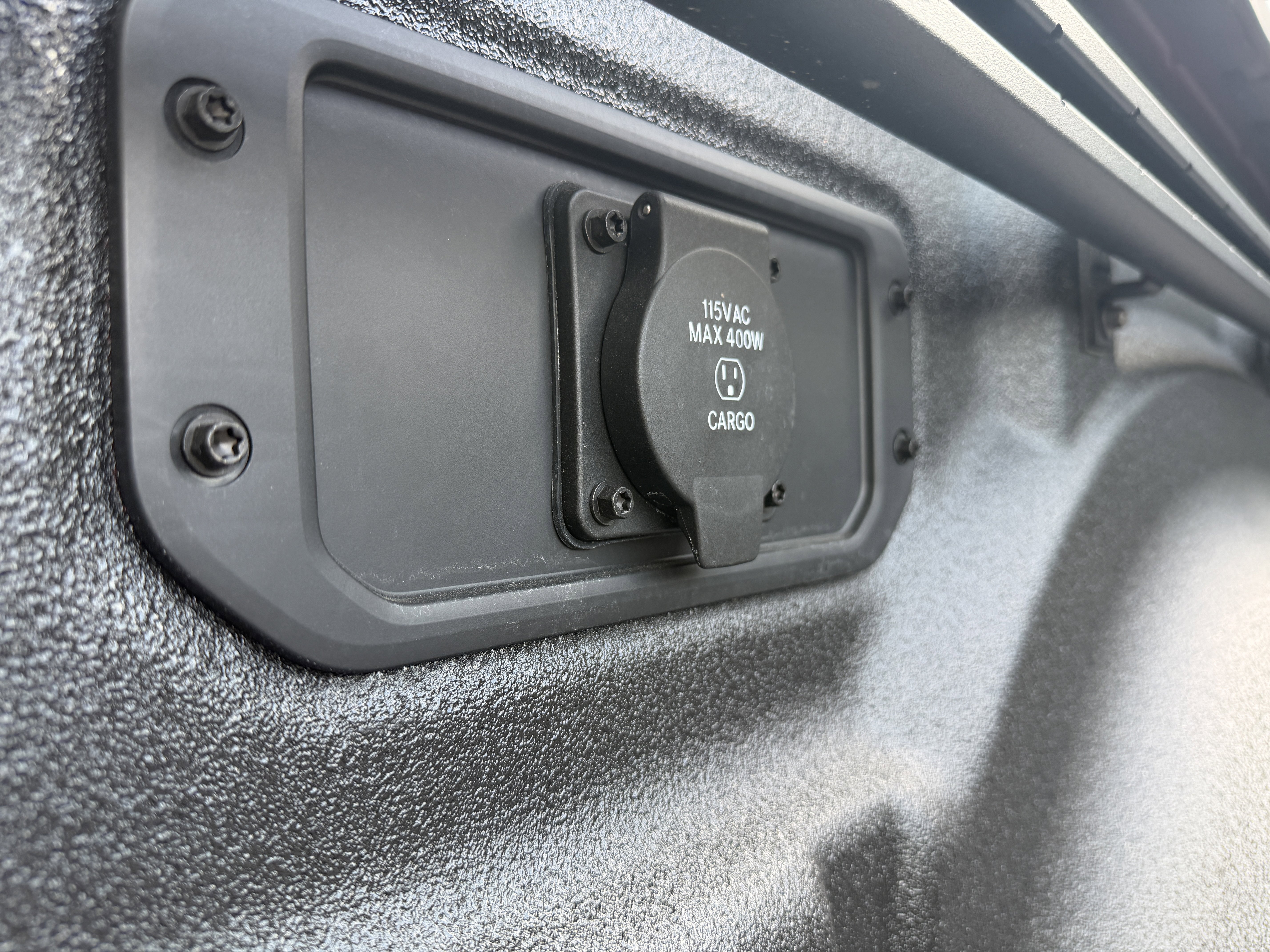 New 2026 RAM 1500 Laramie w/ Night Edition AWD/4WD image 14