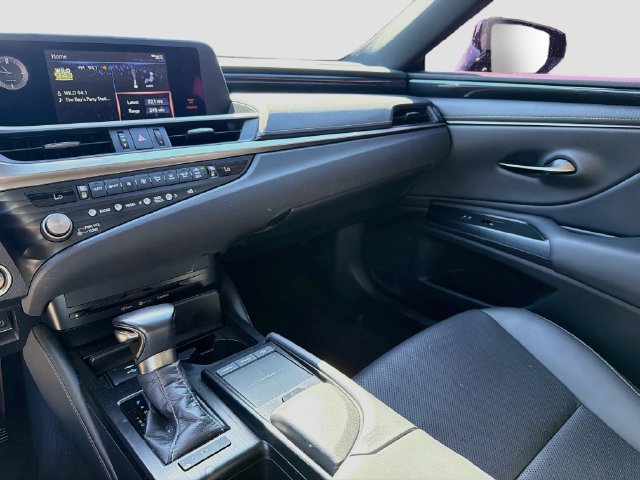 Used 2021 Lexus ES 350 w/ Accessory Package FWD image 26