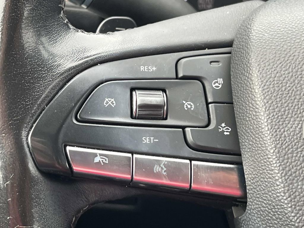 Used 2021 Cadillac XT4 Premium Luxury image 30