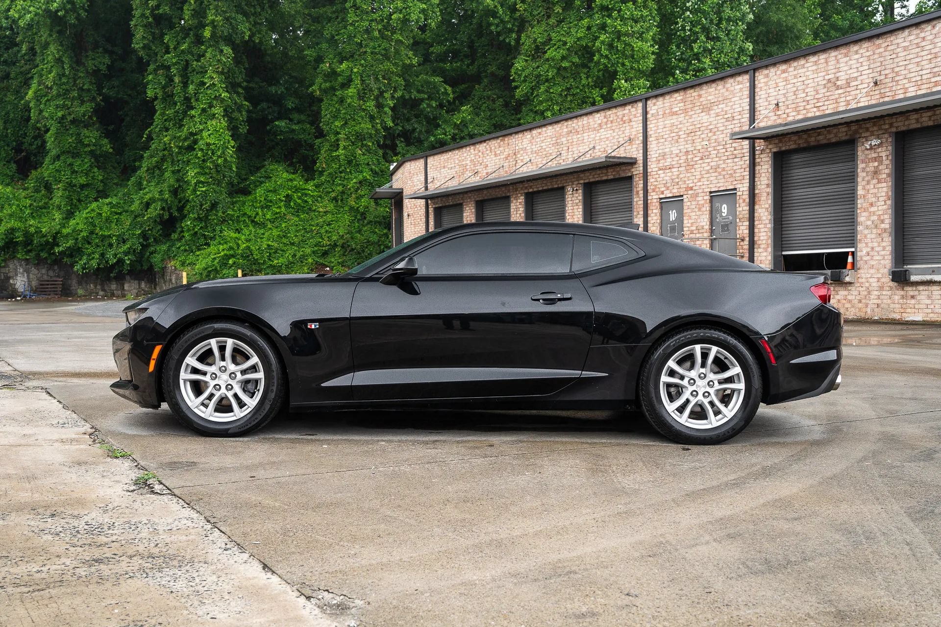 Used 2019 Chevrolet Camaro LS RWD image 4