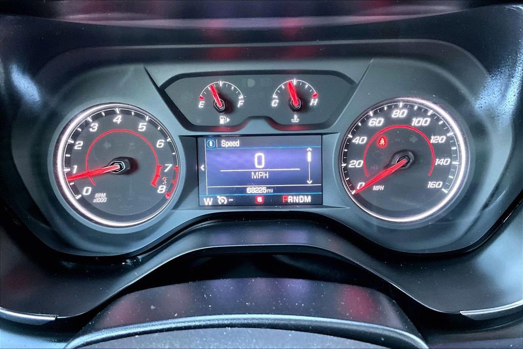 Used 2019 Chevrolet Camaro LT w/ LPO, Camaro Logo Package RWD image 13