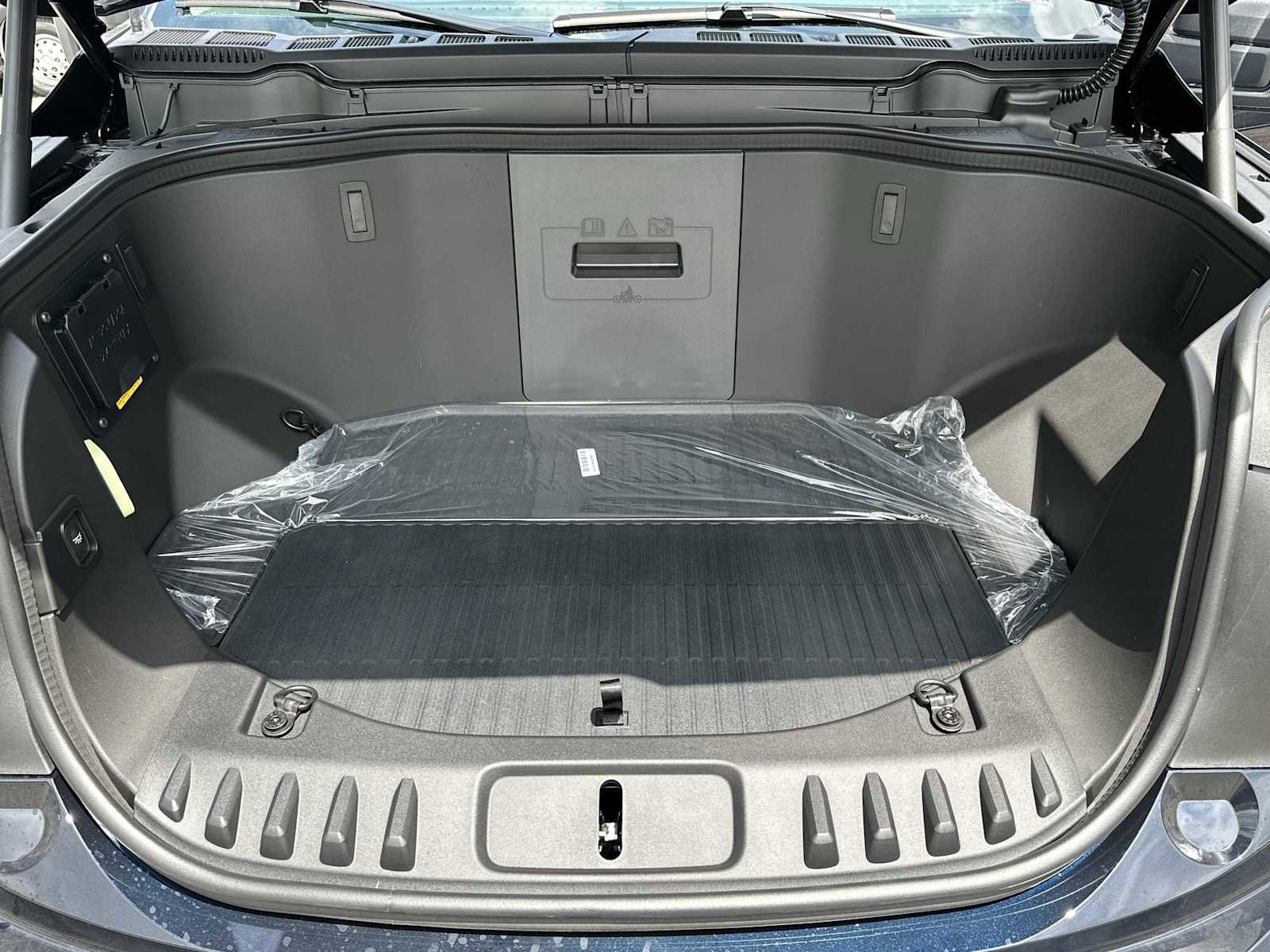 New 2025 Ford F150 Lightning Flash image 26