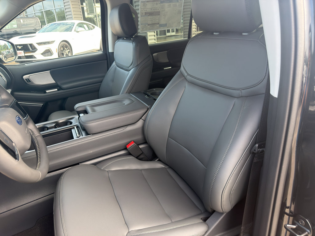 New 2026 Ford Expedition Active RWD image 25