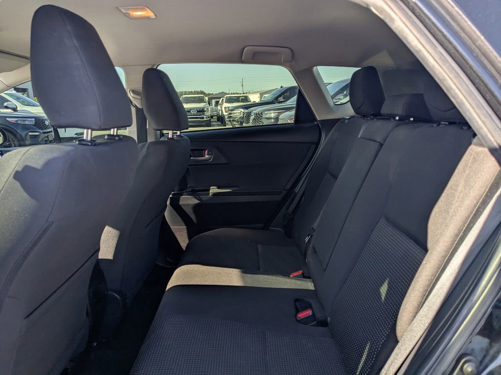 Used 2017 Toyota Corolla iM FWD image 11