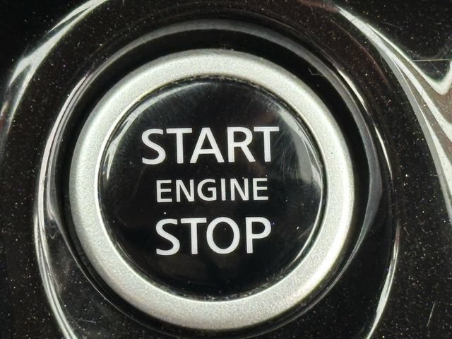Used 2024 Nissan Versa SV FWD image 20