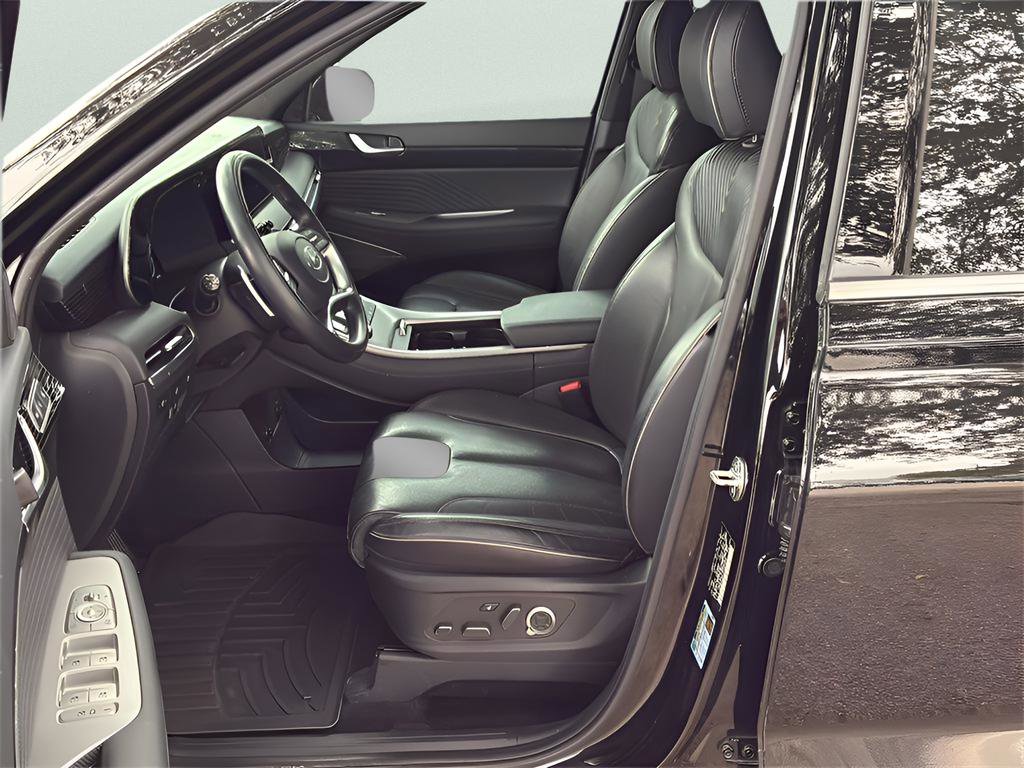Used 2023 Hyundai Palisade Calligraphy image 40