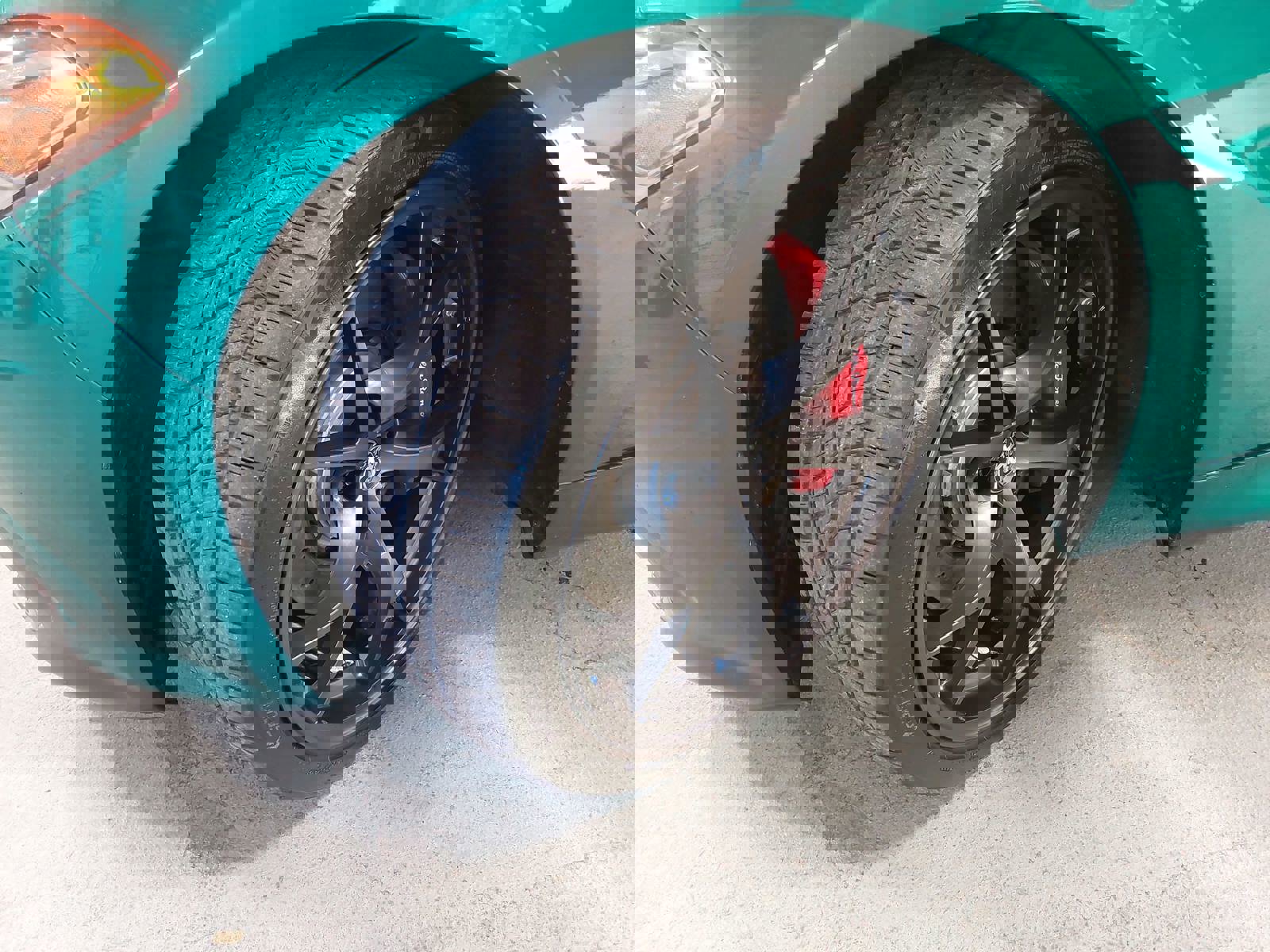 Used 2022 Alfa Romeo Giulia Quadrifoglio w/ Active Assist Plus Package image 33