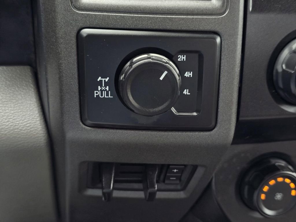 Used 2022 Ford F350 XL w/ Power Equipment Group AWD/4WD image 27