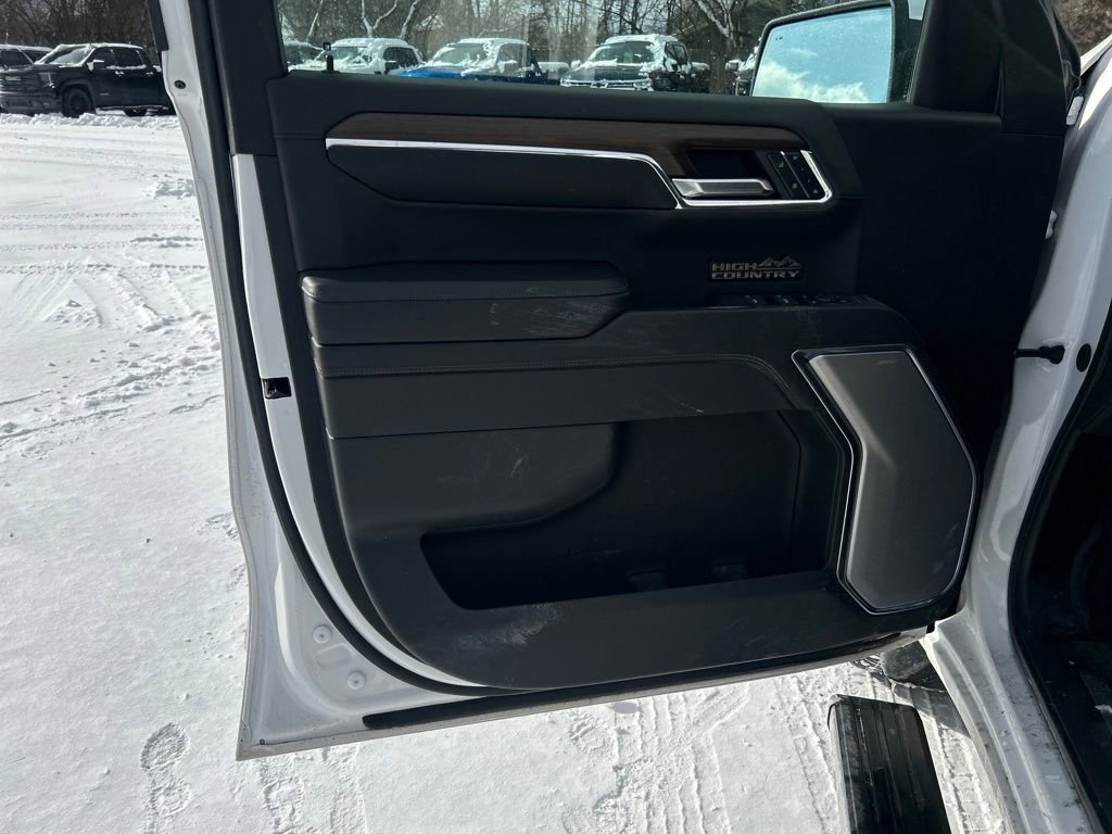 Used 2024 Chevrolet Silverado 1500 High Country image 26