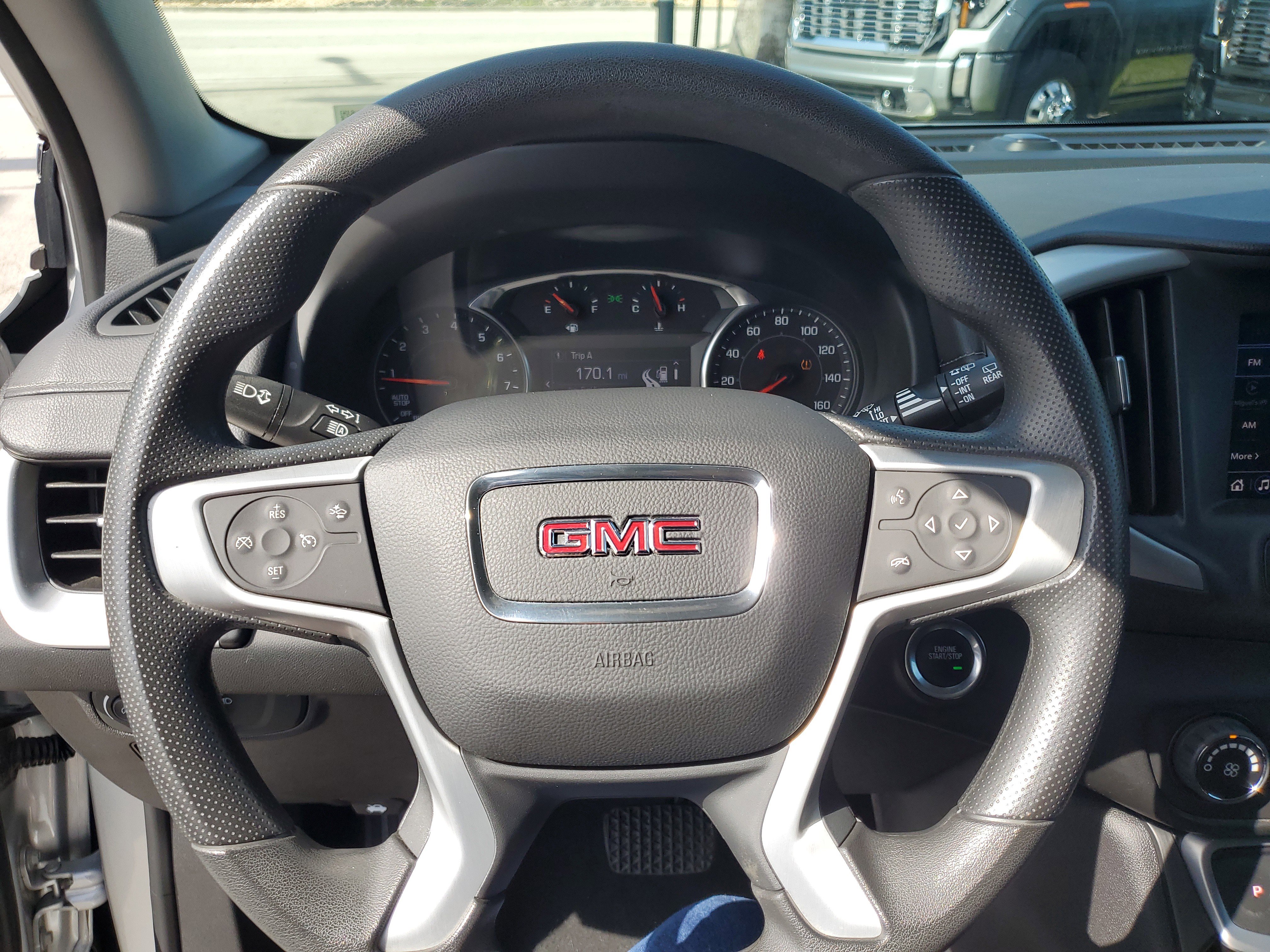 Used 2022 GMC Terrain SLE image 21