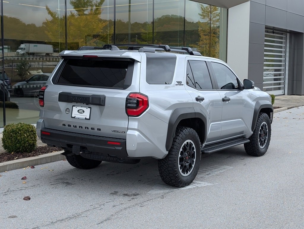 Used 2025 Toyota 4Runner TRD Off-Road image 7