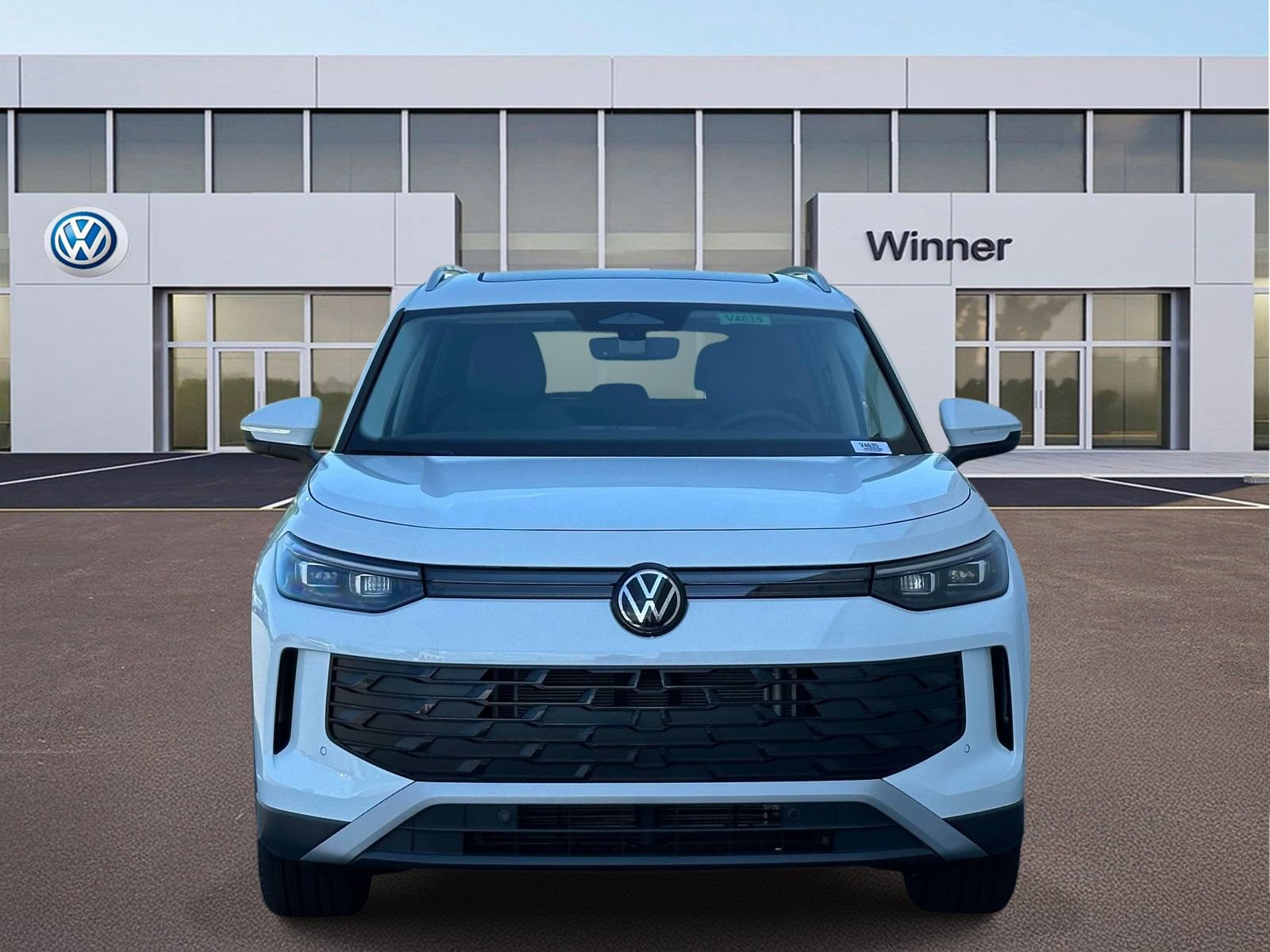 New 2026 Volkswagen Tiguan SE FWD image 9