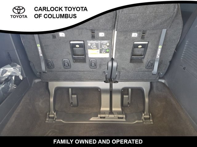 Used 2026 Toyota Sienna XLE FWD image 16