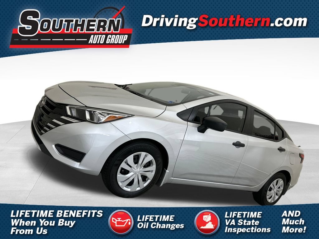 Used 2024 Nissan Versa S w/ Trunk Package FWD image 1