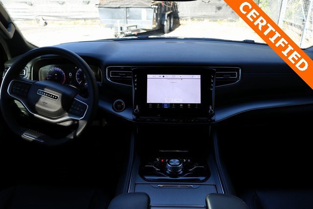 Used 2024 Jeep Wagoneer L Series II w/ Convenience Group I image 19