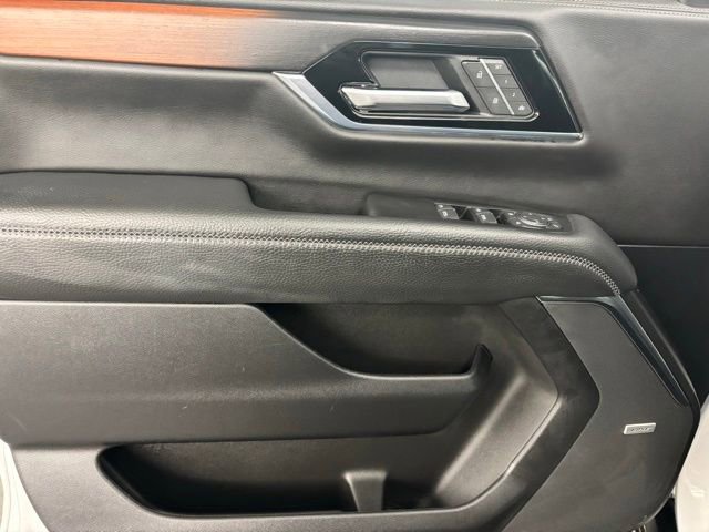 Used 2025 GMC Yukon Denali image 21