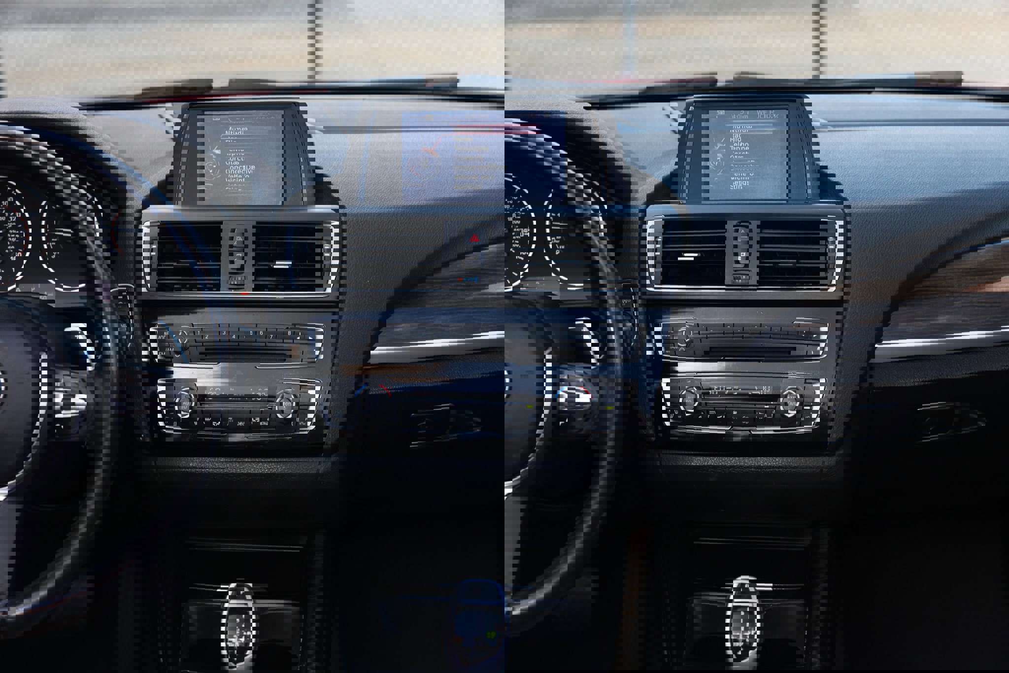 Used 2015 BMW M235i Convertible image 37