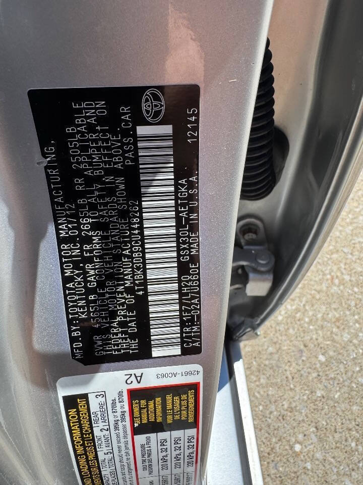 Used 2012 Toyota Avalon FWD image 26