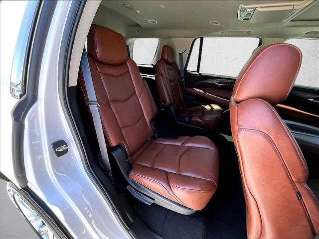 Used 2019 Cadillac Escalade Premium Luxury RWD image 29