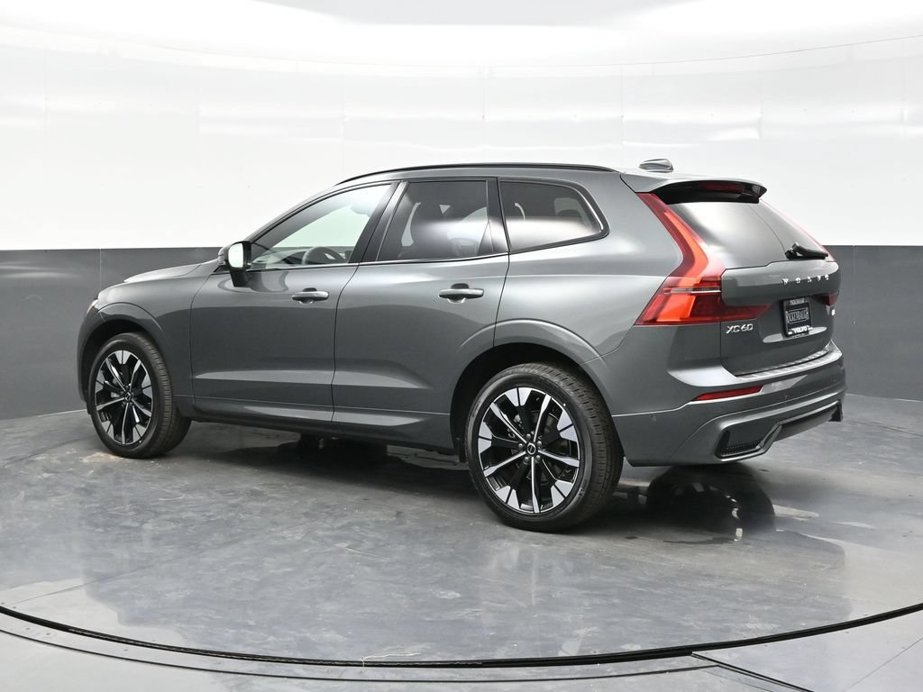 New 2026 Volvo XC60 B5 Plus w/ Protection Package Premier AWD/4WD image 4